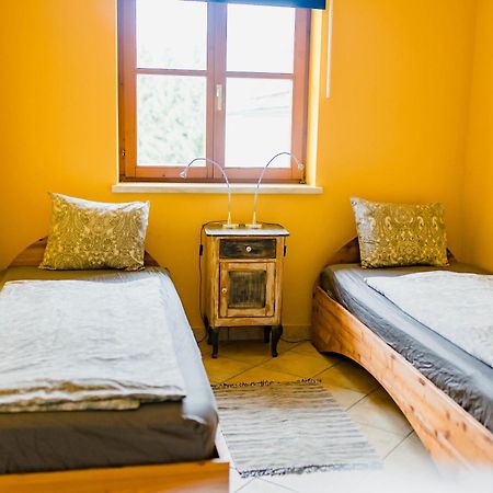 Tauglerei Appartement Enzian In Den Zauberbergen Sankt Koloman Exteriér fotografie